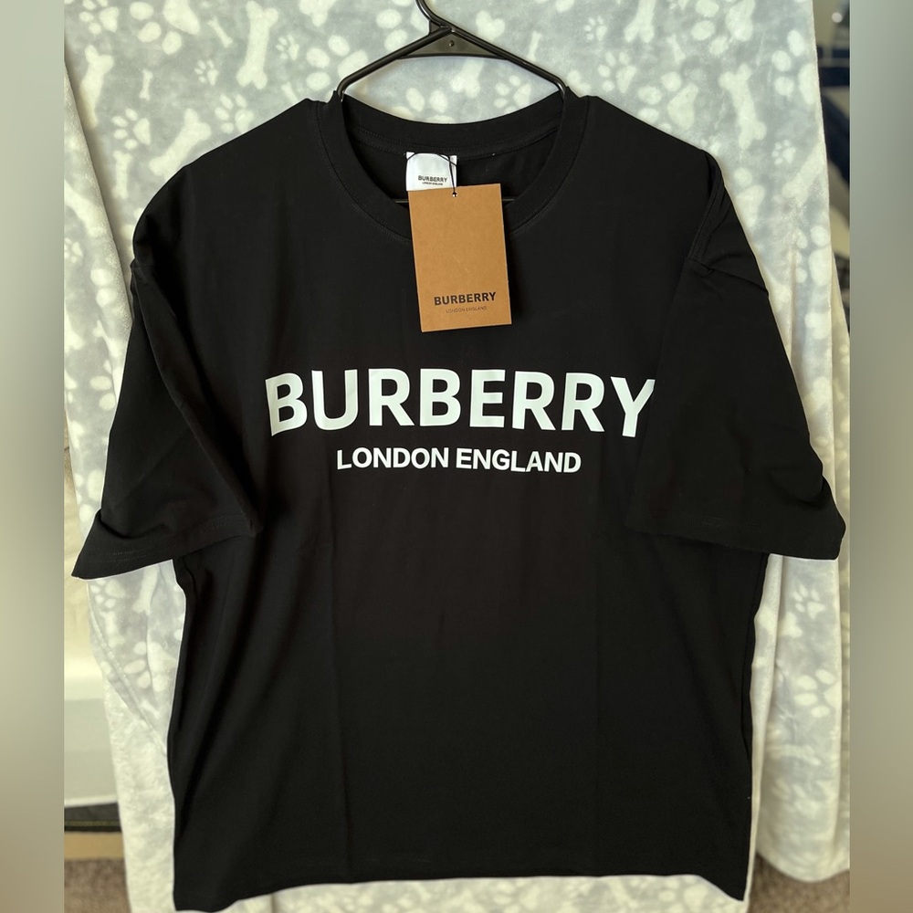 Burberry Black Men's T-Shirt Small